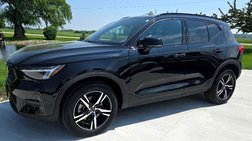2024 Volvo XC40 B5 Core AWD