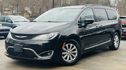 2017 Chrysler Pacifica Touring L FWD