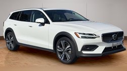 2023 Volvo V60 Cross Country B5 Plus