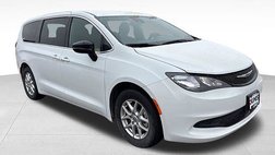 2025 Chrysler Voyager LX