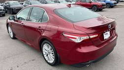 2020 Toyota Camry Hybrid XLE