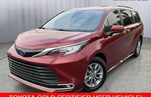 2023 Toyota Sienna XLE