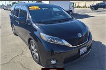 2017 Toyota Sienna SE