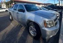 2010 Chevrolet Avalanche LS