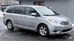 2017 Toyota Sienna LE