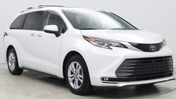 2022 Toyota Sienna Platinum 7-Passenger