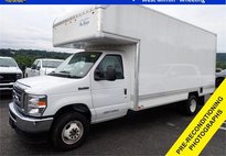 2025 Ford E-Series E-450 SD