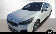 2017 Kia Cadenza Technology