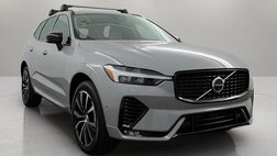 2025 Volvo XC60 B5 Ultra Dark Theme