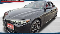 2025 Alfa Romeo Giulia Base