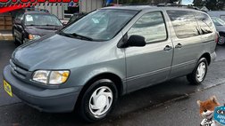1999 Toyota Sienna LE