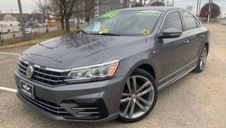 2017 Volkswagen Passat 1.8T R-Line