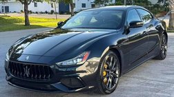 2022 Maserati Ghibli Modena Q4