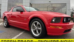 2005 Ford Mustang GT Deluxe