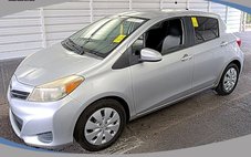 2012 Toyota Yaris SE