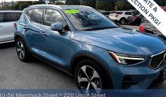 2024 Volvo XC40 XC40 Core, B5 AWD Gas (mild hybrid), Gasoline, Bright