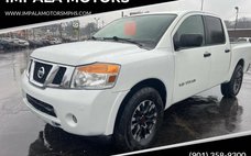 2014 Nissan Titan SV