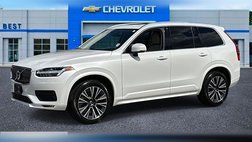 2022 Volvo XC90 T6 Momentum 7-Passenger