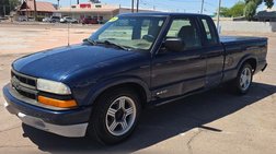 2000 Chevrolet S-10 Base