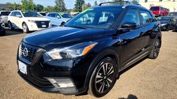 2020 Nissan Kicks SR