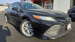 2020 Toyota Camry Hybrid XLE