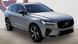 2023 Volvo XC60 B5 Ultimate Dark Theme