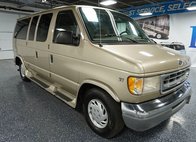 1999 Ford E-150 XLT