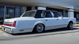1988 Lincoln Town Car Base