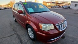 2014 Chrysler Town and Country Touring