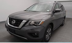 2020 Nissan Pathfinder SV