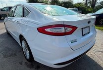 2014 Ford Fusion Energi SE