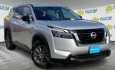2024 Nissan Pathfinder S