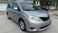 2014 Toyota Sienna LE 7-Passenger Auto Access Sea
