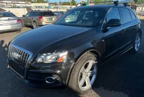2012 Audi Q5 3.2 quattro Prestige