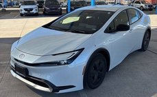 2025 Toyota Prius Plug-in Hybrid SE