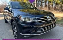 2017 Volkswagen Touareg V6 Wolfsburg