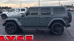 2025 Jeep Wrangler Sahara 4WD