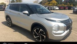 2022 Mitsubishi Outlander ES