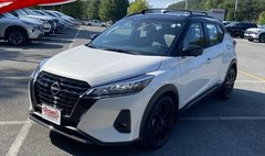 2022 Nissan Kicks SR