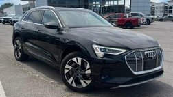 2022 Audi e-tron quattro Premium