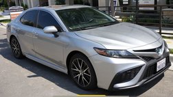 2022 Toyota Camry Hybrid SE