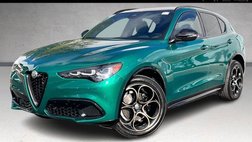 2025 Alfa Romeo Stelvio Intensa