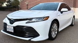 2020 Toyota Camry Hybrid LE