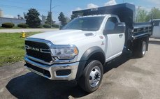 2024 Ram RAM 5500 TRADESMAN CHASSIS REGULAR CAB 4X4 84' CA