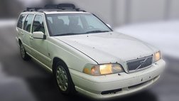 2000 Volvo V70 SE