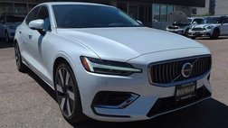 2023 Volvo S60 Recharge T8 Ultimate Bright Theme