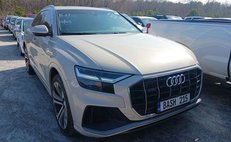 2022 Audi Q8 quattro Premium Plus 55 TFSI