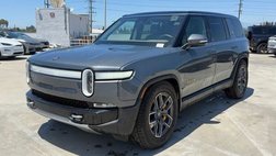 2023 Rivian R1S Adventure