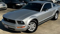 2005 Ford Mustang V6 Deluxe