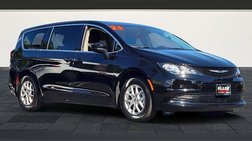 2024 Chrysler Voyager LX